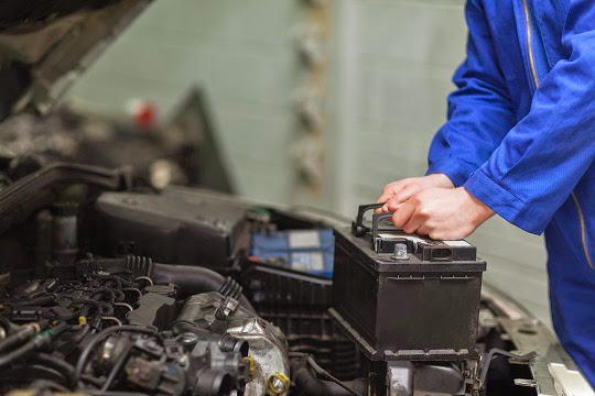Replace your car battery following these easy steps